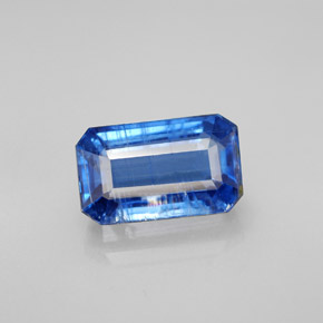 Cianita Azul claro natural de 3.82 ct, corte esmeralda, SI