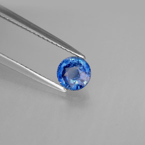 Cianita Azul natural de 0.71 ct, Corte Redondo, VS
