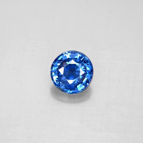 Cianita Azul natural de 0.78 ct, Corte Redondo, VS