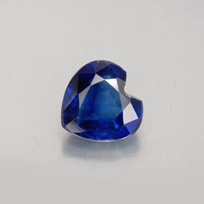 Cianita Azul natural de 2.16 ct, Forma de corazón, VS-SI