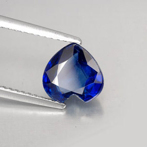 Cianita Azul natural de 2.16 ct, Forma de corazón, VS-SI