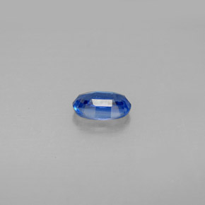 Cianita Azul natural de 0.62 ct, Corte Óvalo, VS