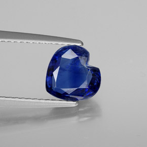Cianita azul natural de 1,84 ct, forma de corazón, SI