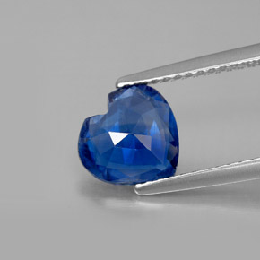Cianita azul natural de 1,69 ct, forma de corazón, VS