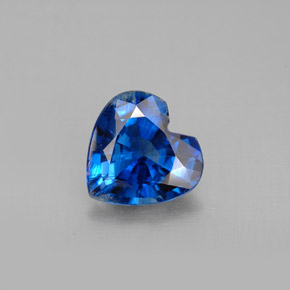 Cianita azul natural de 1,73 ct, forma de corazón, VS