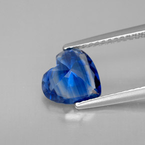 Cianita azul natural de 1,73 ct, forma de corazón, VS