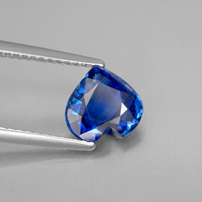 Cianita Azul natural de 1.73 ct, Forma de corazón, VS