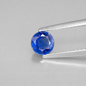 Cianita Azul natural de 0.77 ct, Corte Redondo, SI