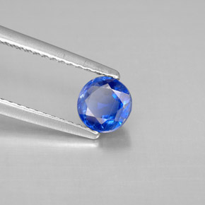 Cianita Azul natural de 0.77 ct, Corte Redondo, SI