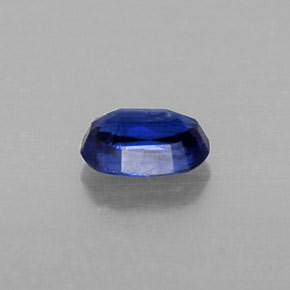 Cianita Azul natural de 0.60 ct, Corte Óvalo, VS-SI