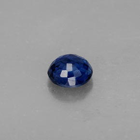 Cianita Azul natural de 0.66 ct, Corte Redondo, VS-SI