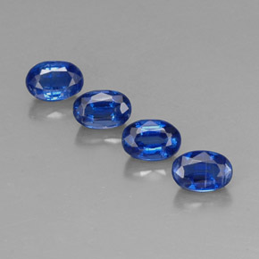 Gemas de cianita azul natural de  ct, corte óvalo, VS-SI