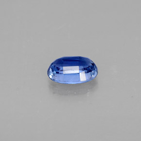 Cianita Azul oscuro natural de 0.63 ct, Corte Óvalo, SI