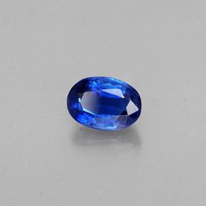 Cianita azul natural de 0,71 ct, corte óvalo, VS