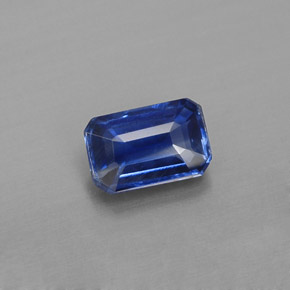 Cianita Azul natural de 0.65 ct, corte esmeralda, VS