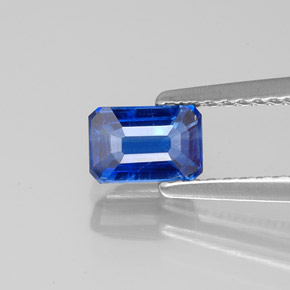 Cianita Azul natural de 0.85 ct, corte esmeralda, VS-SI