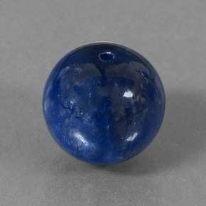 Cianita azul natural de 15,15 ct, esfera / bola, opaco