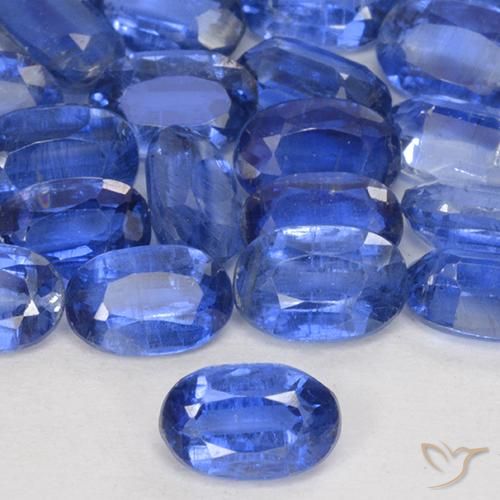 0.69ct Natural Azul aciano cianita, Ovalada, SI