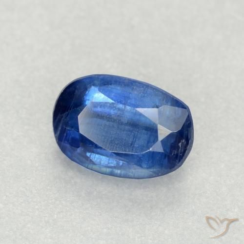 Cianita Azul oscuro natural de 0.76 ct, Ovalada, SI-I1