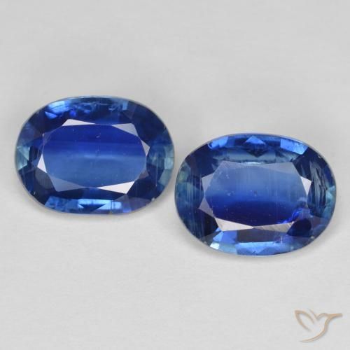 Gemas de Cianita Azul oscuro natural de 2.64 ct, Corte Óvalo, SI