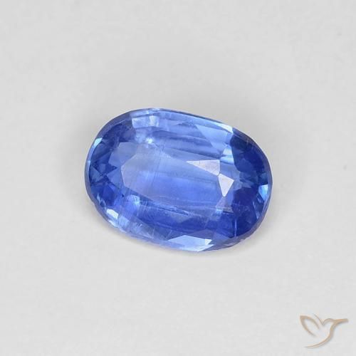 Cianita Azul marino medio natural de 0.84 ct, Ovalada, VS
