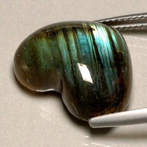 Labradorita multicolor natural de 12,57 ct, forma de corazón, translúcido