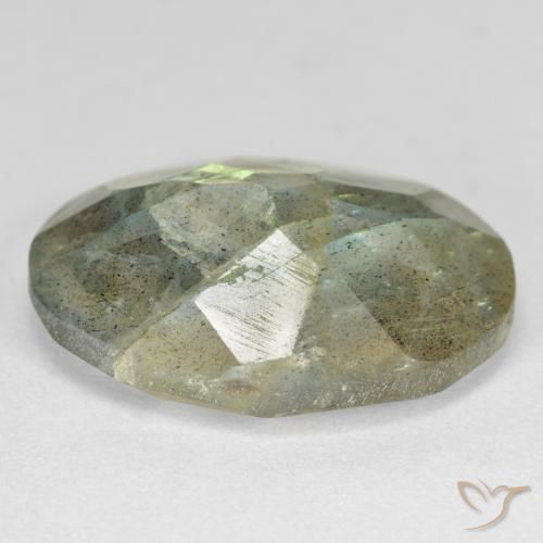 Labradorita Multicolor natural de 10.67 ct, Ovalada, Translúcido