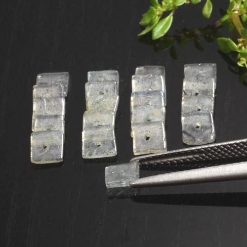 Gemas de labradorita multicolor natural de 4,50 ct, cuadrado, translúcido