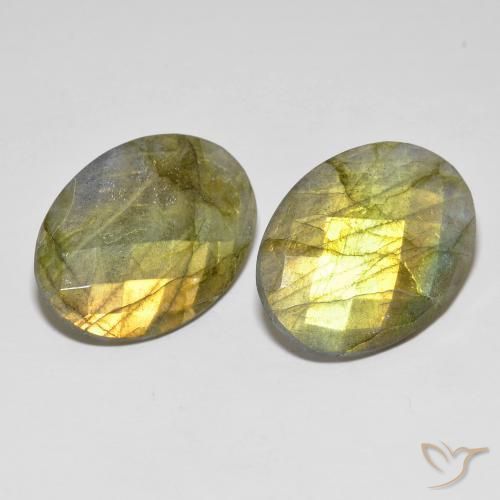 Gemas de Labradorita Multicolor natural de 32.72 ct, Ovalada, Translúcido