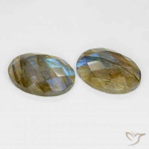 Gemas de Labradorita Multicolor natural de 16.81 ct, Ovalada, Translúcido