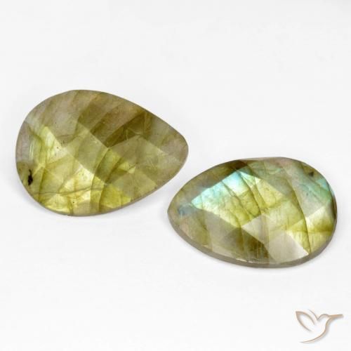 Gemas de Labradorita Multicolor natural de 12.66 ct, En forma de pera, Translúcido