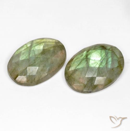 Gemas de Labradorita Multicolor natural de 20.95 ct, Ovalada, Translúcido