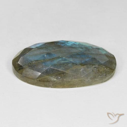 Labradorita Multicolor natural de 24.29 ct, Ovalada, Opaco