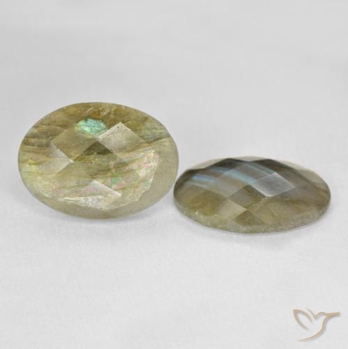 Gemas de Labradorita Multicolor natural de 15.34 ct, Ovalada, Translúcido