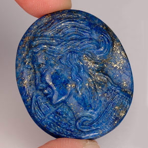 Lapislázuli azul natural de 57,37 ct, forma elegante, opaco