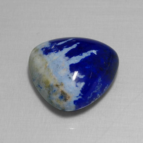 Lapislázuli azul natural de 6,82 ct, trillón, opaco