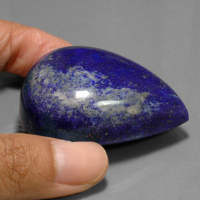 Lapislázuli azul natural de 266,50 ct, en forma de pera, opaco
