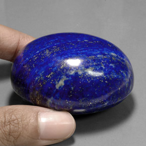 Lapislázuli azul natural de 570,00 ct, corte óvalo, opaco