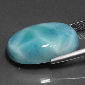 Larimar azul natural de 25,59 ct, corte óvalo, opaco