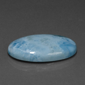 Larimar azul natural de 17,93 ct, corte óvalo, opaco