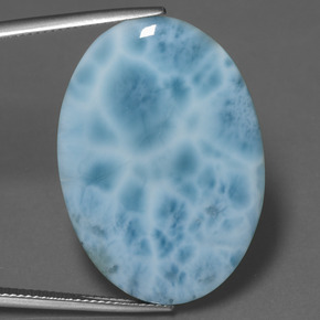 Larimar azul natural de 27,35 ct, corte óvalo, opaco