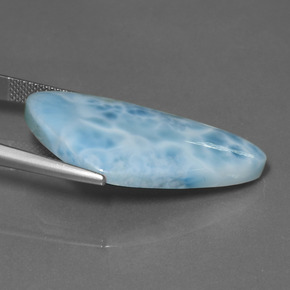 Larimar azul natural de 25,33 ct, forma elegante, opaco