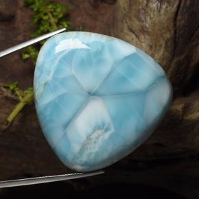 larimar Azul verdoso claro natural de 102.85 ct, Trillón, Opaco