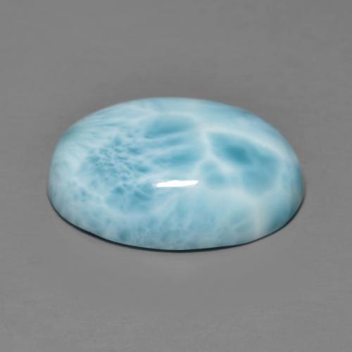 Larimar azul claro natural de 8,39 ct, corte óvalo, opaco