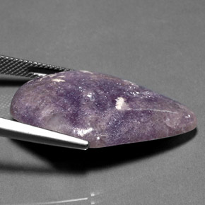 Lepidolita violeta natural de 25,88 ct, forma elegante, opaco