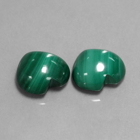 Gemas de malaquita verde natural de  ct, forma de corazón, opaco