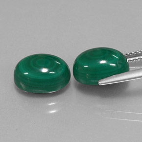 Gemas de malaquita verde natural de  ct, corte óvalo, opaco