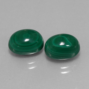 Gemas de malaquita verde natural de  ct, corte óvalo, opaco
