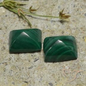 Gemas de Malaquita Medium Green  natural de 9.58 ct, Corte Baguette, Opaco