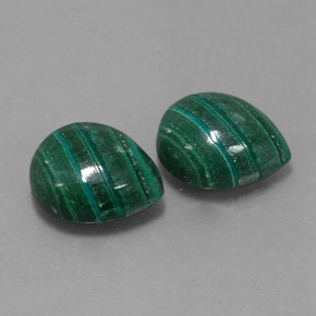 Gemas de malaquita verde natural de  ct, en forma de pera, opaco